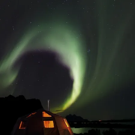 Flo Lofoten Eco Escape